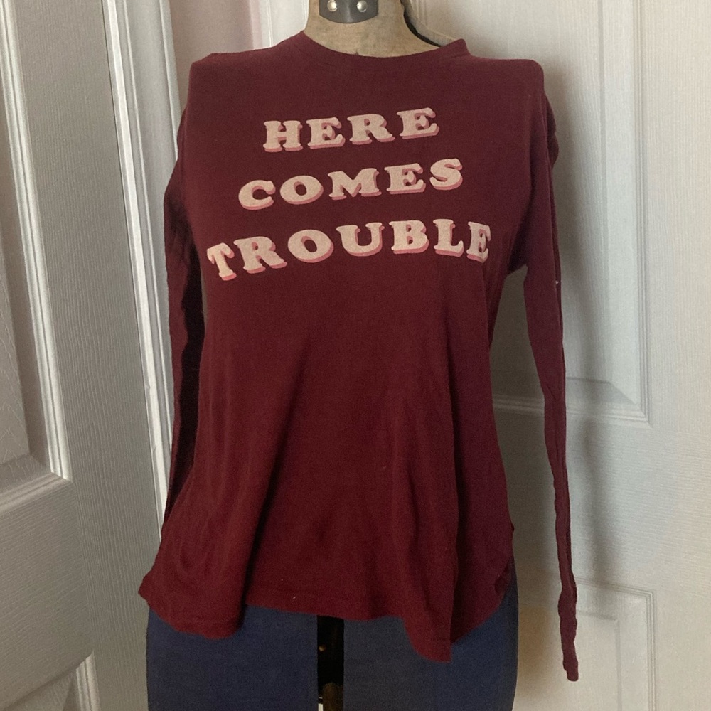 Girls Maroon “Here Comes Trouble” #0008